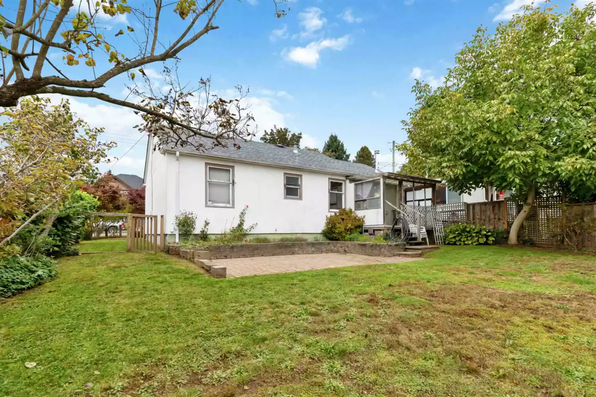 Hallway Photo of 32814 4th Avenue, Mission, BC