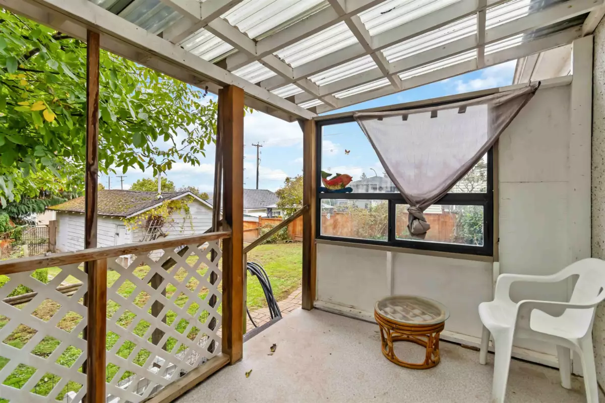 Mudroom Photo of 32814 4th Avenue, Mission, BC