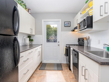 3706 W King Edward Avenue, Vancouver, BC, Vancouver — Triplex for sale