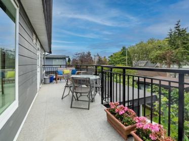 3706 W King Edward Avenue, Vancouver, BC, Vancouver — Triplex for sale