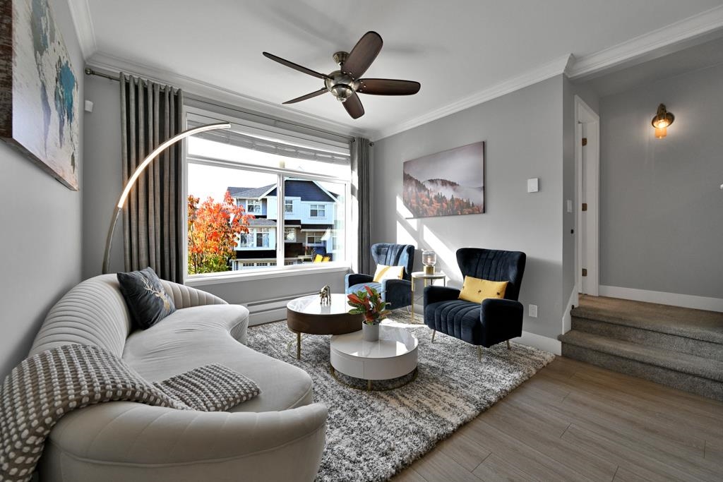 Kitchen Photo of 15 7198 179 Street, Surrey, BC