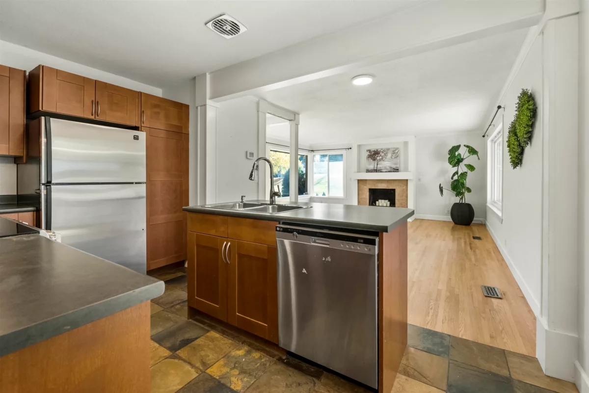 Bedroom 2 Photo of 2827 Cambridge Street, Abbotsford, BC