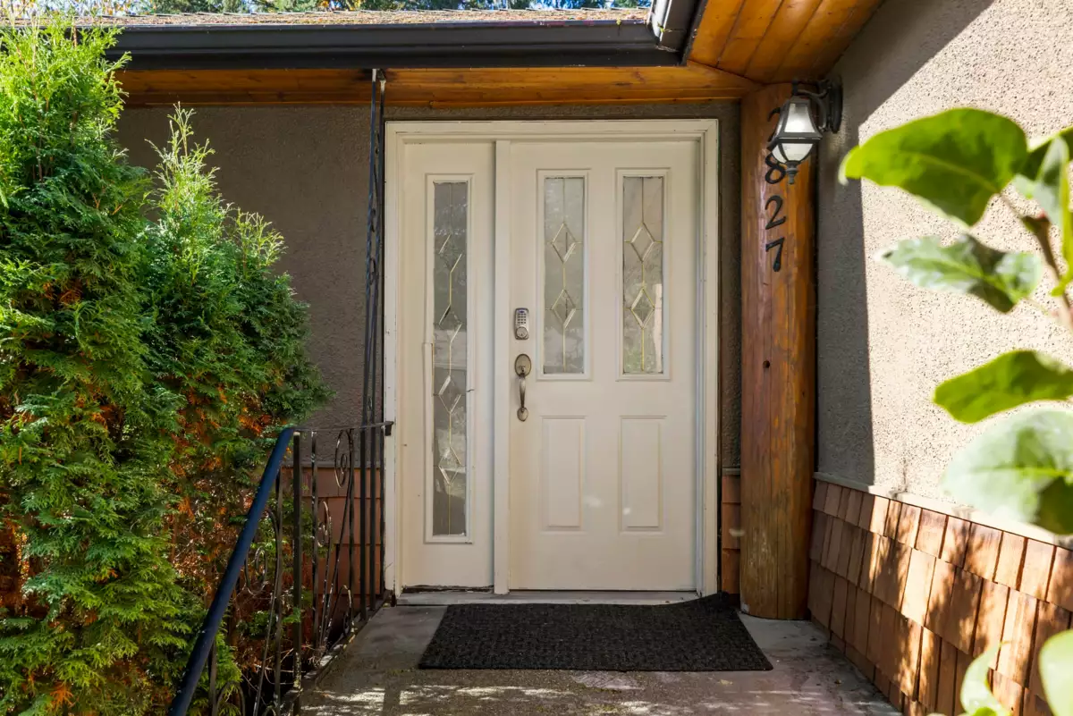 Dining Area Photo of 2827 Cambridge Street, Abbotsford, BC