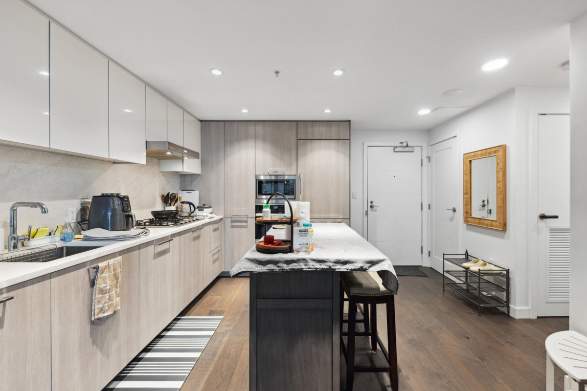 Bedroom 3 Photo of 911 8199 Capstan Way, Richmond, BC