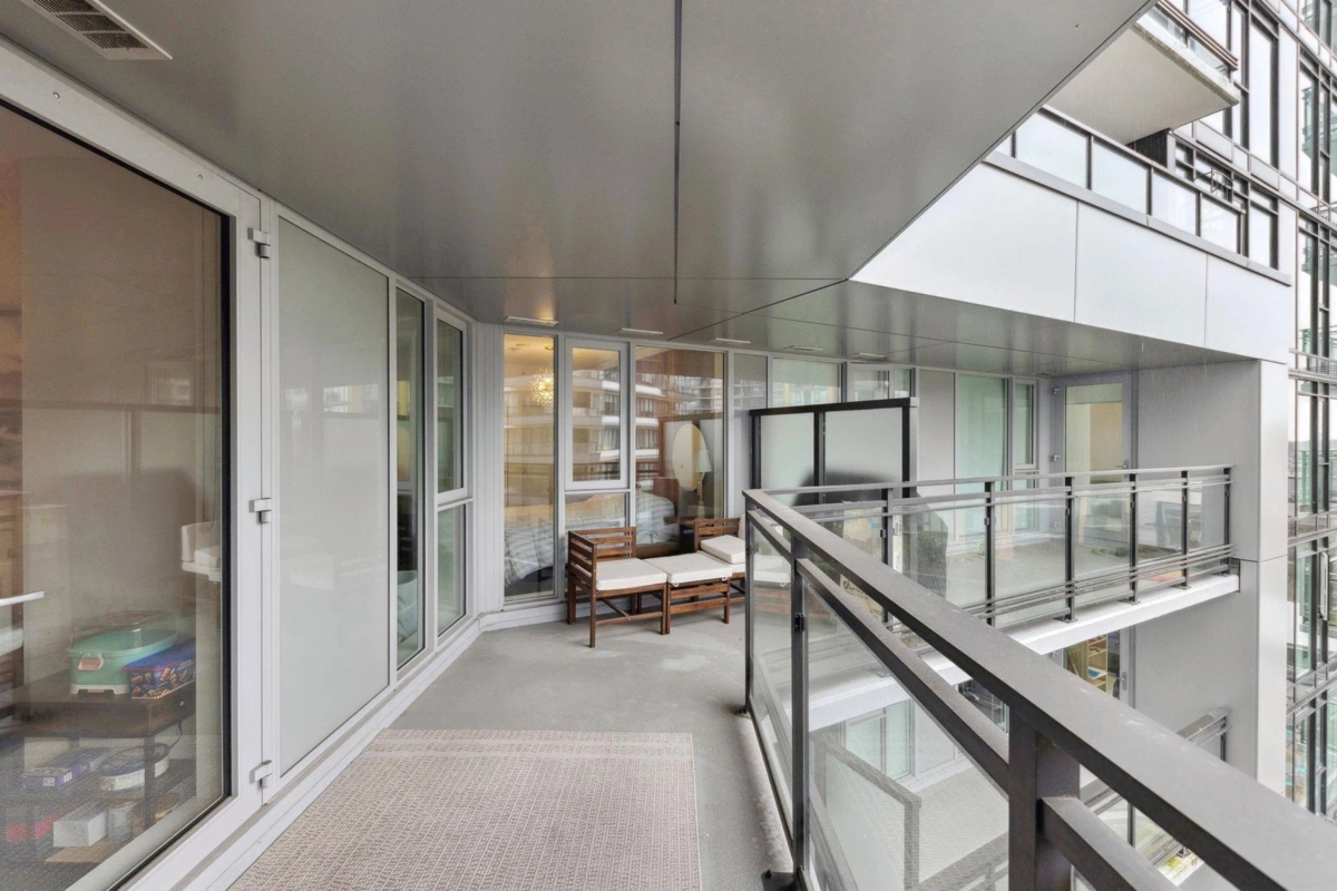 Outdoor Patio Photo of 911 8199 Capstan Way, Richmond, BC