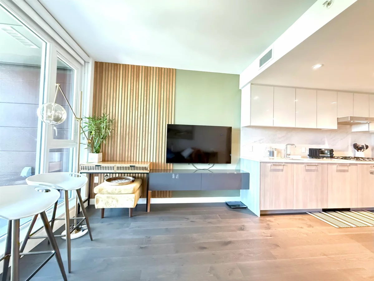 Primary Bedroom Photo of 911 8199 Capstan Way, Richmond, BC