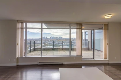 Kitchen Island Photo of 2302 2077 Rosser Avenue, Burnaby, BC