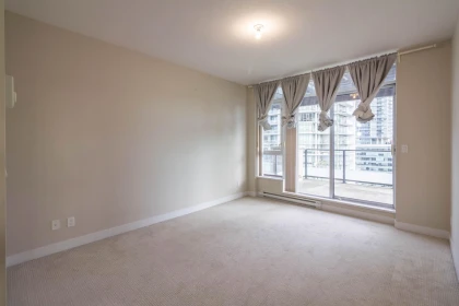 Walk-In Closet Photo of 2302 2077 Rosser Avenue, Burnaby, BC