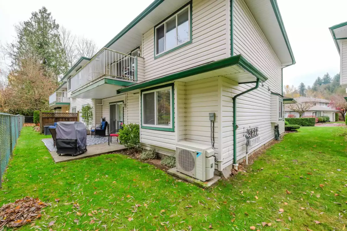 Front Yard Photo of 43 34250 Hazelwood Avenue, Abbotsford, BC