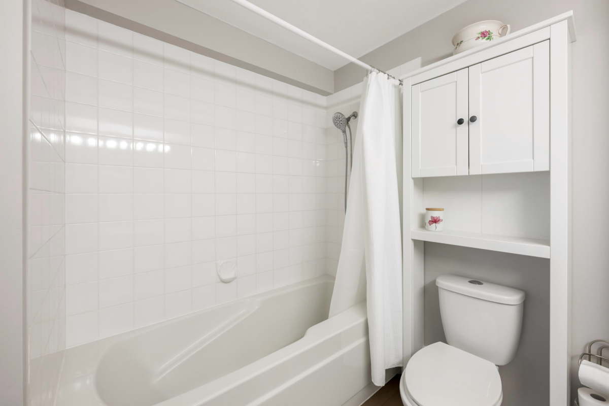 Mudroom Photo of 43 34250 Hazelwood Avenue, Abbotsford, BC