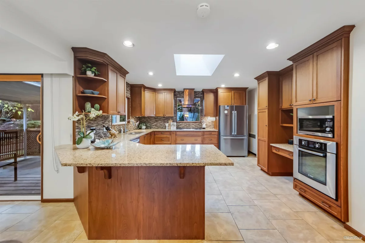 Powder Room Photo of 6602 Lambert Crescent, Delta, BC