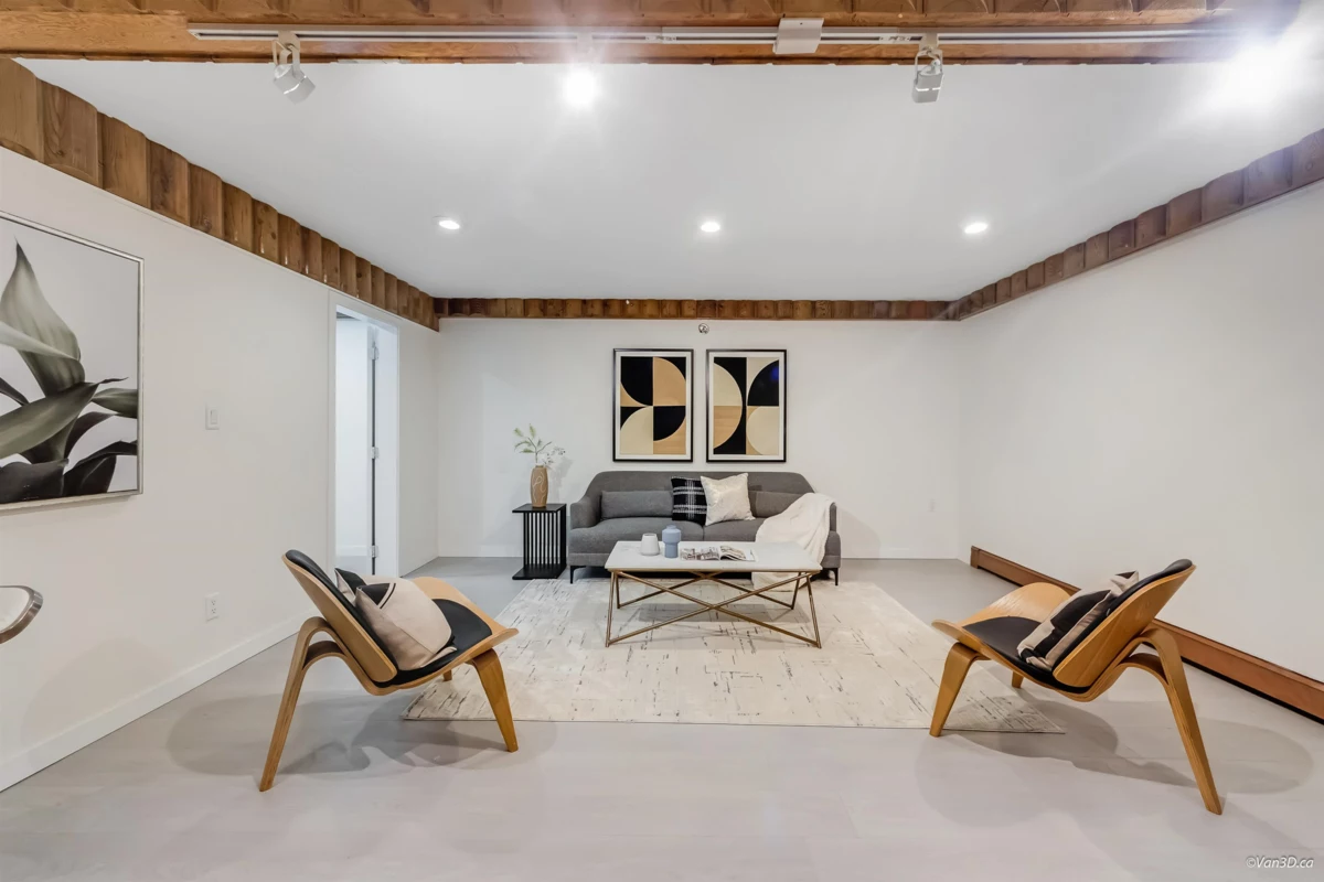 Swimming Pool Photo of 6602 Lambert Crescent, Delta, BC