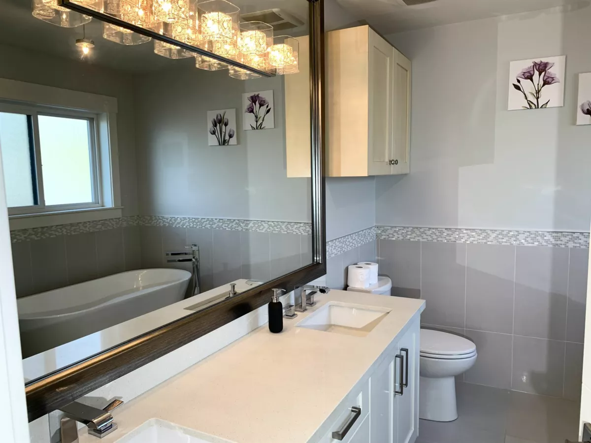 Breakfast Nook Photo of 7380 Ontario Street, Vancouver, BC