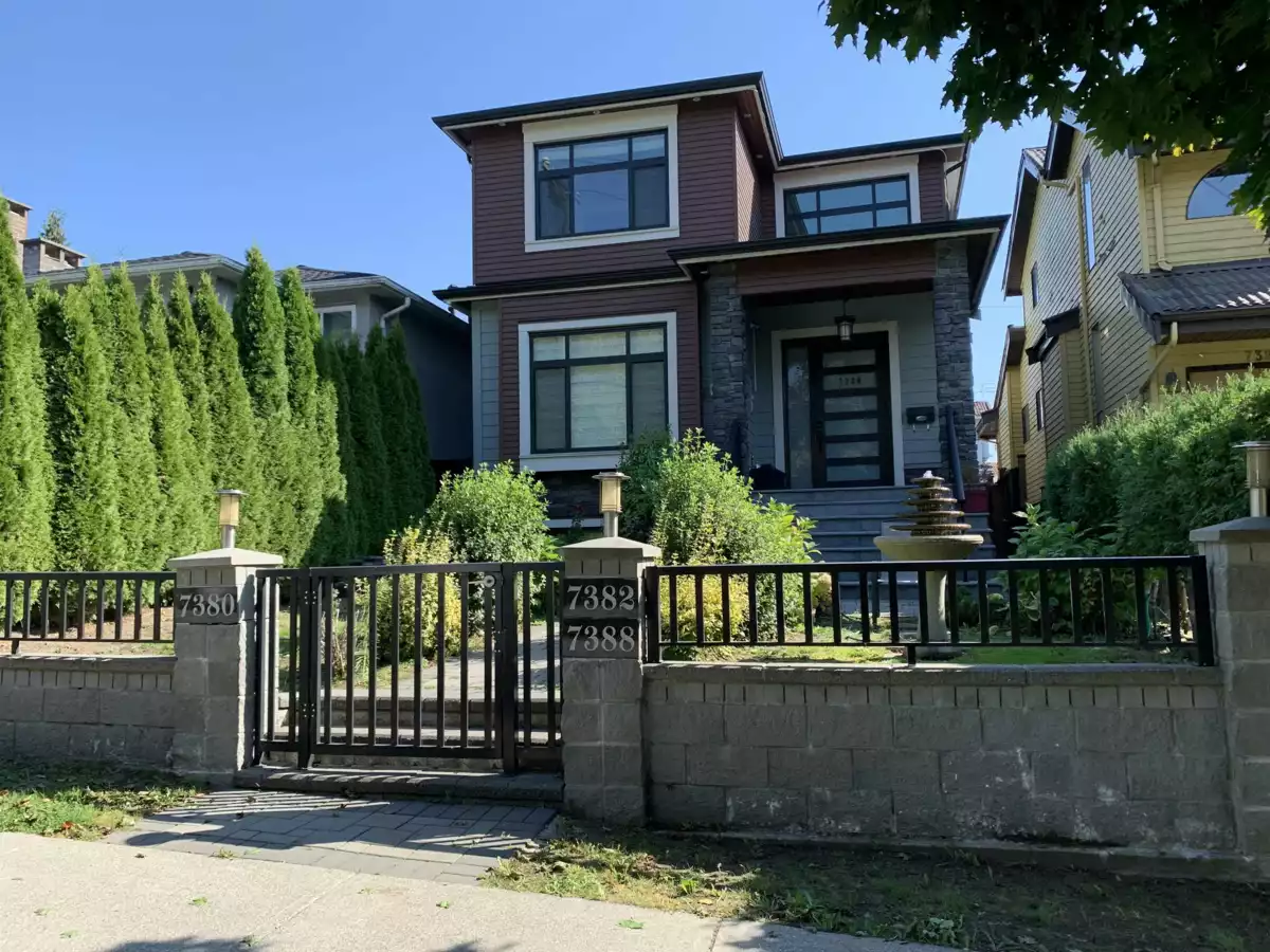 Exterior Rear Photo of 7380 Ontario Street, Vancouver, BC