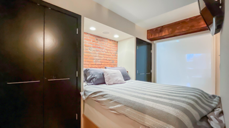 Guest Bathroom Photo of 306 1072 Hamilton Street, Vancouver, BC