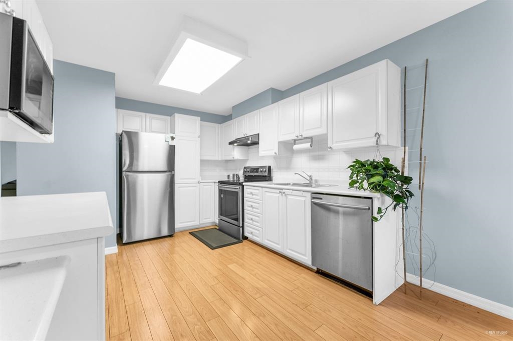 Bedroom 3 Photo of 104 9310 King George Boulevard, Surrey, BC