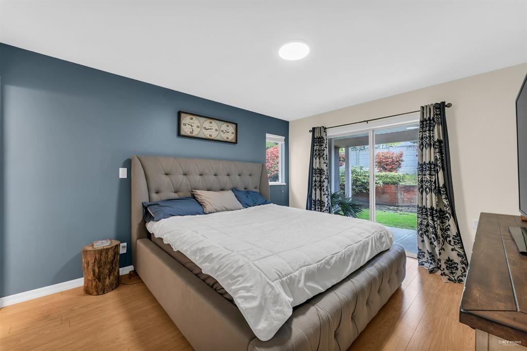 Loft / Bonus Room Photo of 104 9310 King George Boulevard, Surrey, BC