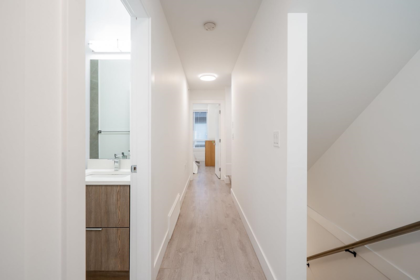 Powder Room Photo of 22 19749 55 Avenue, Langley, BC