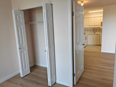 807 8246 Lansdowne Road, Richmond, BC, Richmond — Apartment/Condo for sale