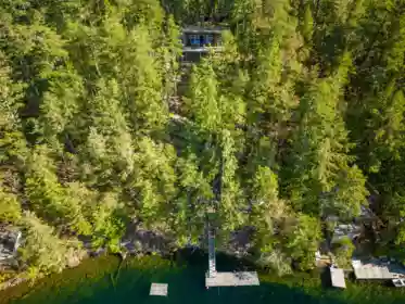 8444 West Sakinaw Lakeshore Way, Pender Harbour, BC, Pender Harbour — Single Family Residence for sale