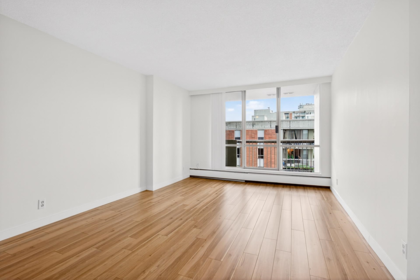 1306 2016 Fullerton Avenue, North Vancouver, BC
