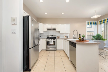 Primary Bedroom Photo of 10231 Cambie Road, Richmond, BC
