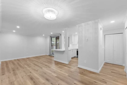 Primary Bathroom Photo of 102 9152 Saturna Drive, Burnaby, BC