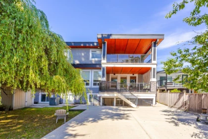 Community Amenities Photo (Clubhouse) of 1540 Maple Street, White Rock, BC