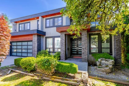 1540 Maple Street, White Rock, BC, White Rock — Single Family Residence for sale