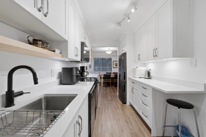 212 2620 Fromme Road, North Vancouver, BC