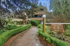 212 2620 Fromme Road, North Vancouver, BC