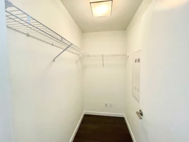 Walk-In Closet Photo of 818 5665 Boundary Road, Vancouver, BC