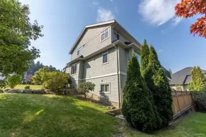 35725 Ledgeview Drive, Abbotsford, BC, Abbotsford — Single Family Residence for sale