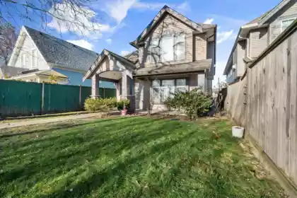 Hot Tub / Spa Photo of 46151 Third Avenue, Chilliwack, BC