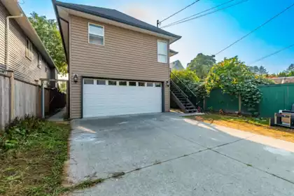 Outdoor Kitchen Photo of 46151 Third Avenue, Chilliwack, BC