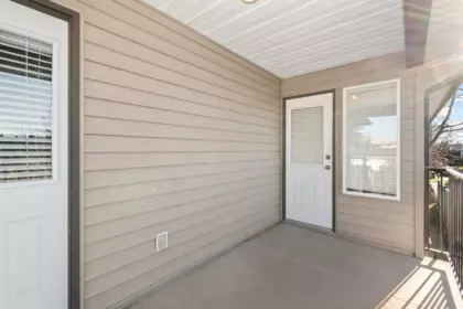Powder Room Photo of 46151 Third Avenue, Chilliwack, BC
