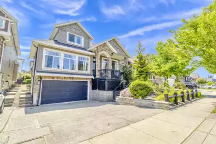 14706 63 Ave, Surrey, BC, Sullivan Station — 9 bed single family residence for sale