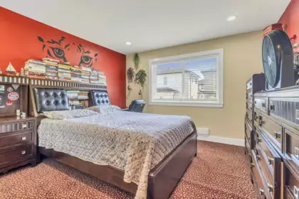 Swimming Pool Photo of 14706 63 Ave, Surrey, BC