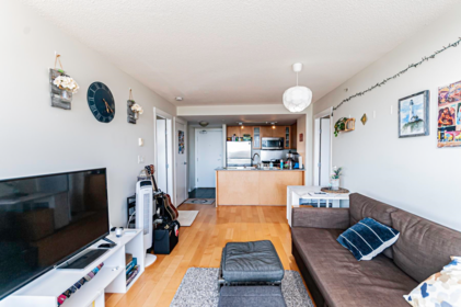 1005 7555 Alderbridge Way, Richmond, BC