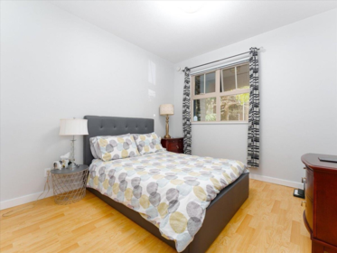 Bedroom 2 Photo of 107 675 Park Crescent, New Westminster, BC