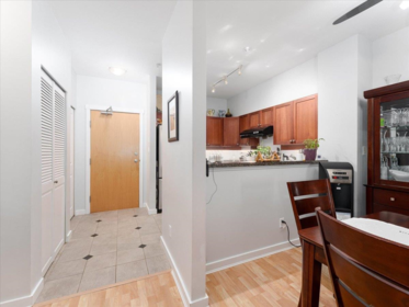 Kitchen Photo of 107 675 Park Crescent, New Westminster, BC