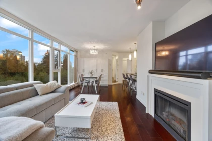 907 7090 Edmonds Street, Burnaby, BC, Burnaby — Apartment/Condo for sale