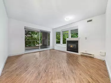 303 123 E 6th Street, North Vancouver, BC, North Vancouver — Apartment/Condo for sale