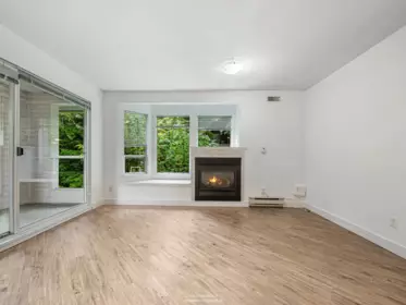 303 123 E 6th Street, North Vancouver, BC, North Vancouver — Apartment/Condo for sale
