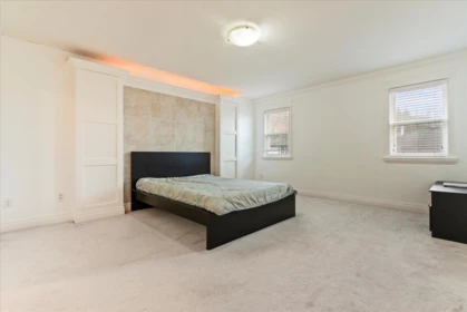 Powder Room Photo of 24680 103a Avenue, Maple Ridge, BC