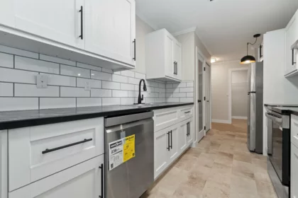 Kitchen Island Photo of 301 9175 Edward Street, Chilliwack, BC