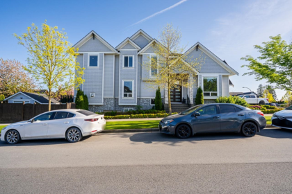 18712 55 Avenue, Surrey, BC, Surrey — Single Family Residence for sale