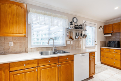 Garage Interior Photo of 23368 124 Avenue, Maple Ridge, BC
