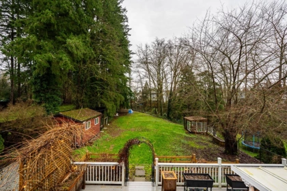 Outdoor Kitchen Photo of 23368 124 Avenue, Maple Ridge, BC
