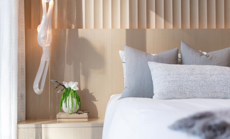 301 5938 Olive Avenue, Burnaby, BC, Metrotown — 2 bed apartment/condo for sale